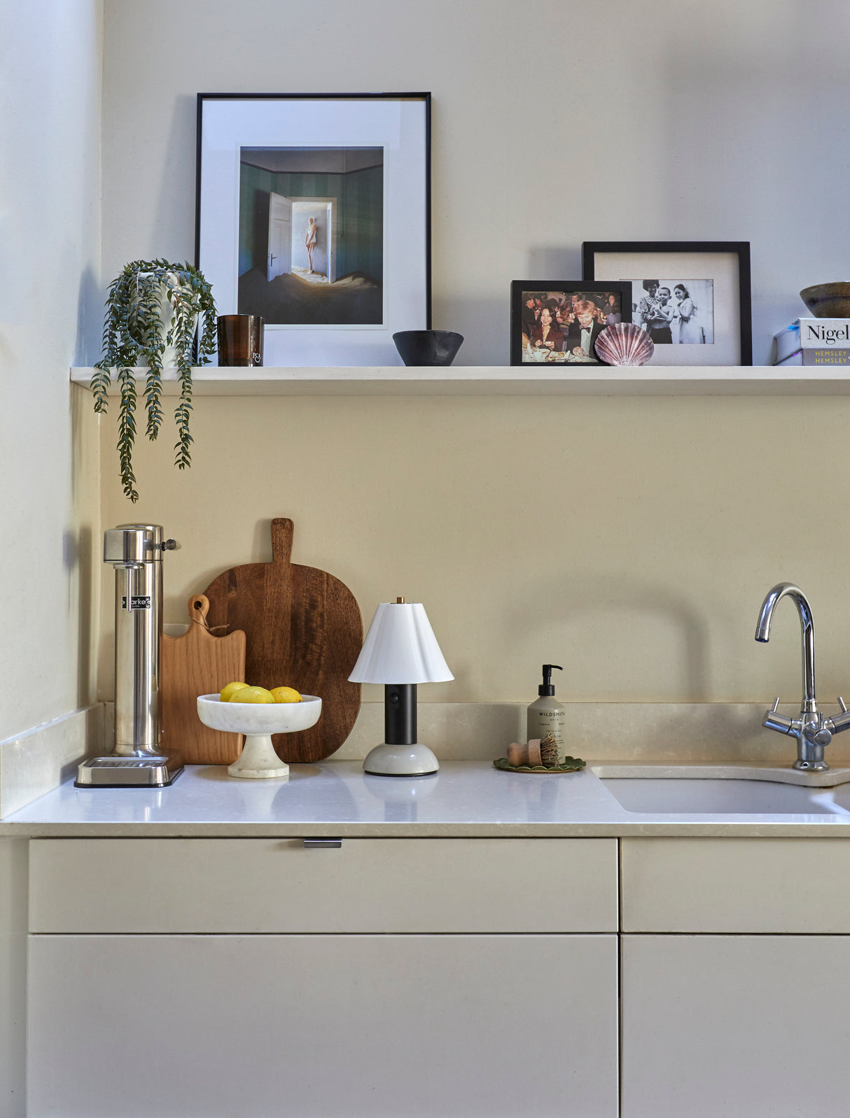 Original BTC Blossom Portable Lamp Putty Grey