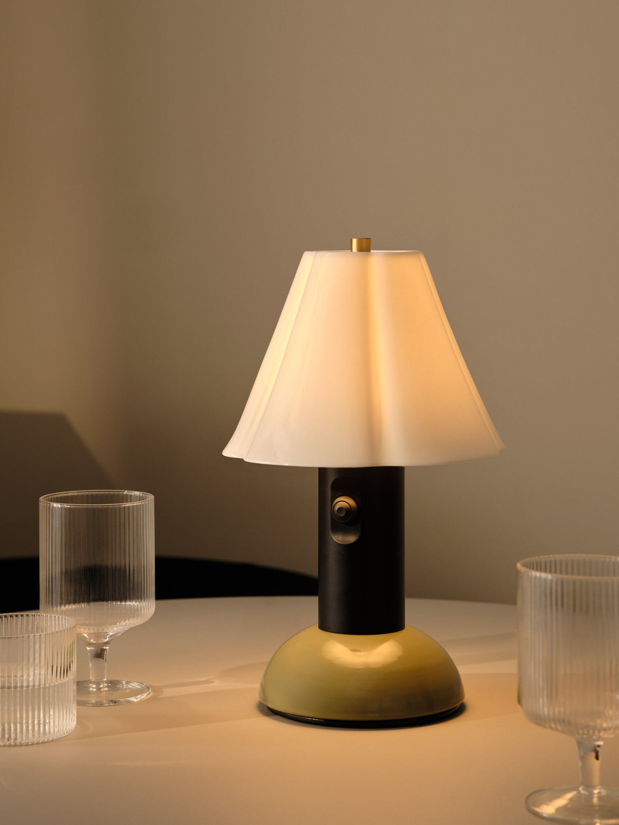 Original BTC Blossom Portable Lamp Olive Green