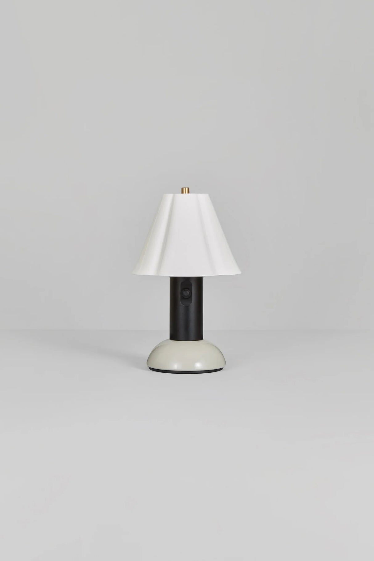 Original BTC Blossom Portable Lamp Putty Grey