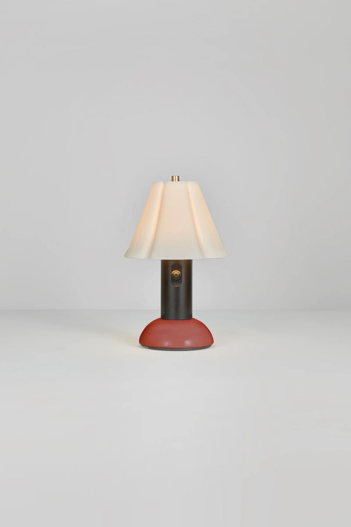 Original BTC Blossom Portable Lamp Rusty Red