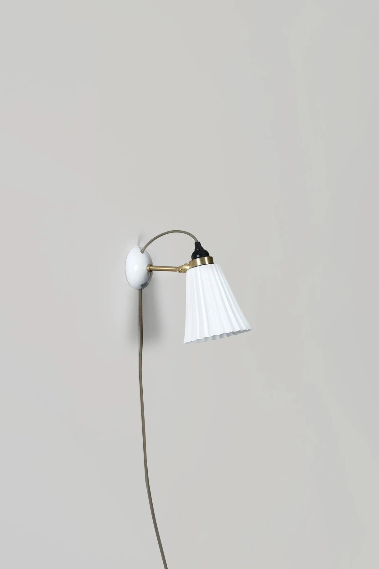 Original BTC Hector Pleat Medium Wall Light Brass, PSC (Plug, Switch & Cable)