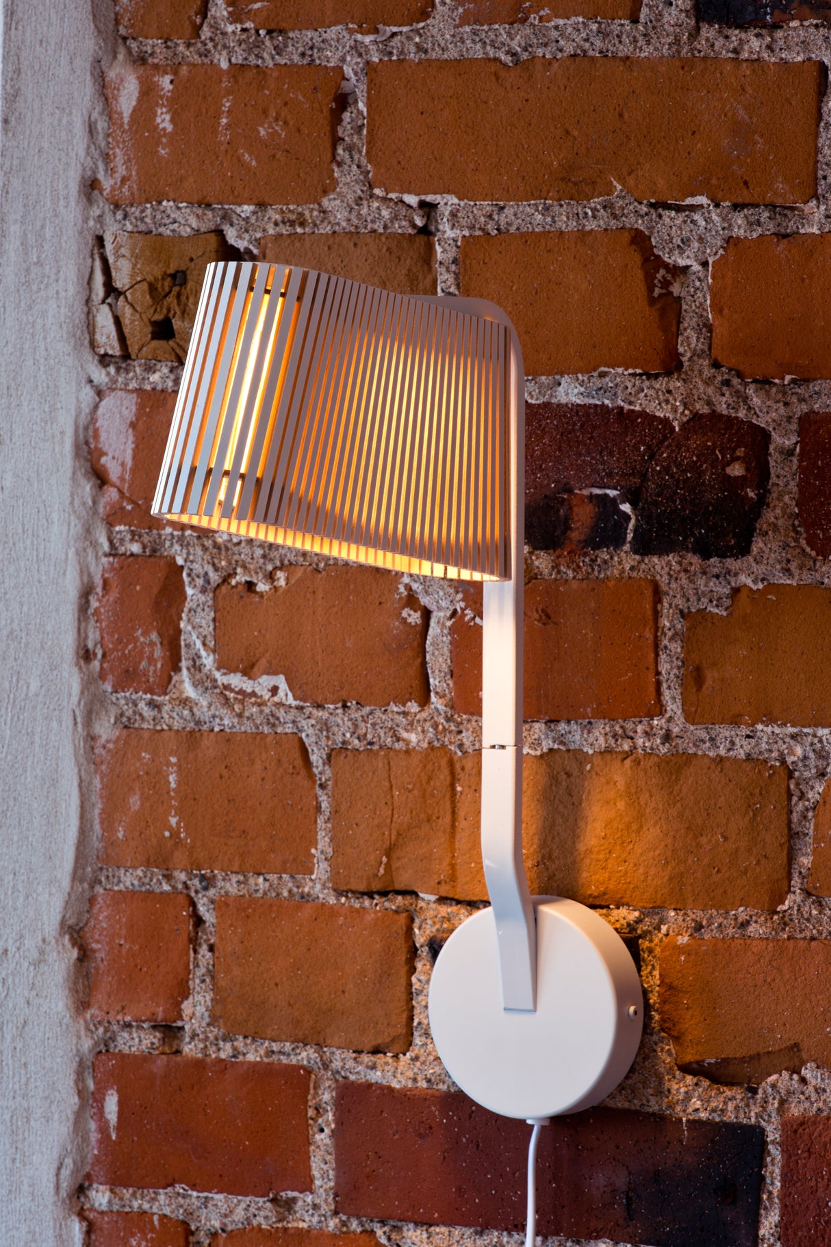 Secto Owalo 7030 Wall Light