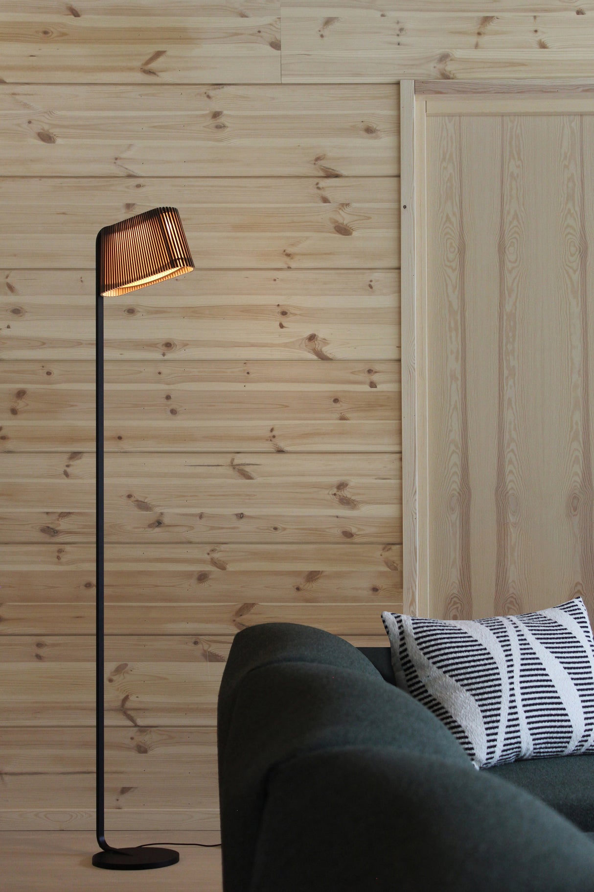 Secto Owalo 7010 Floor Lamp