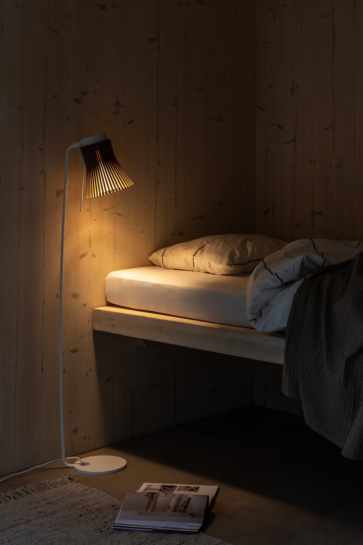 Secto Petite 4610 Floor Lamp