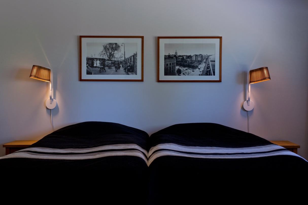 Secto Owalo 7030 Wall Light