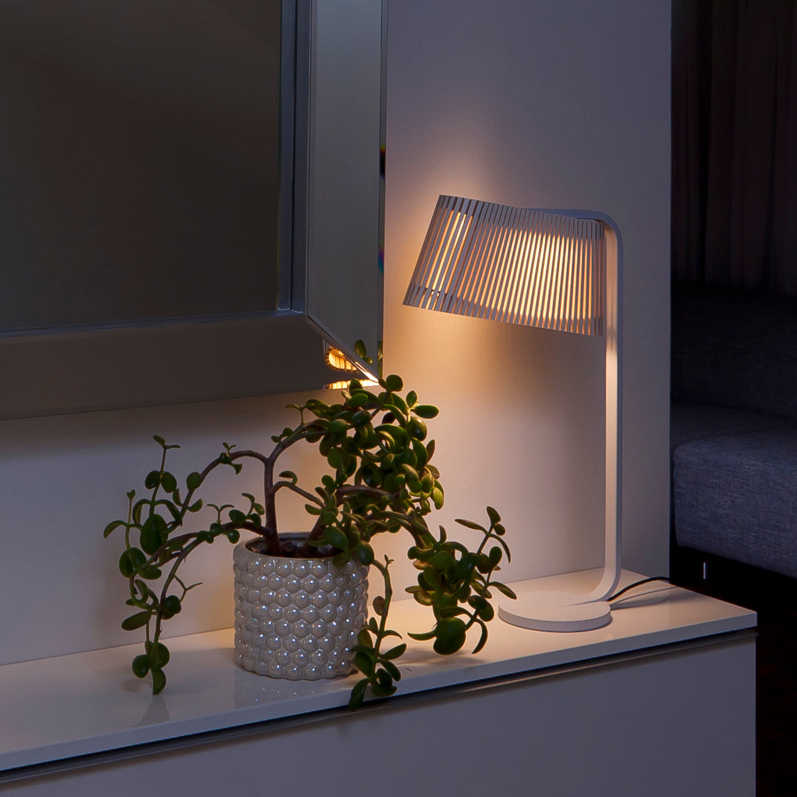 Secto Owalo 7020 Table Lamp