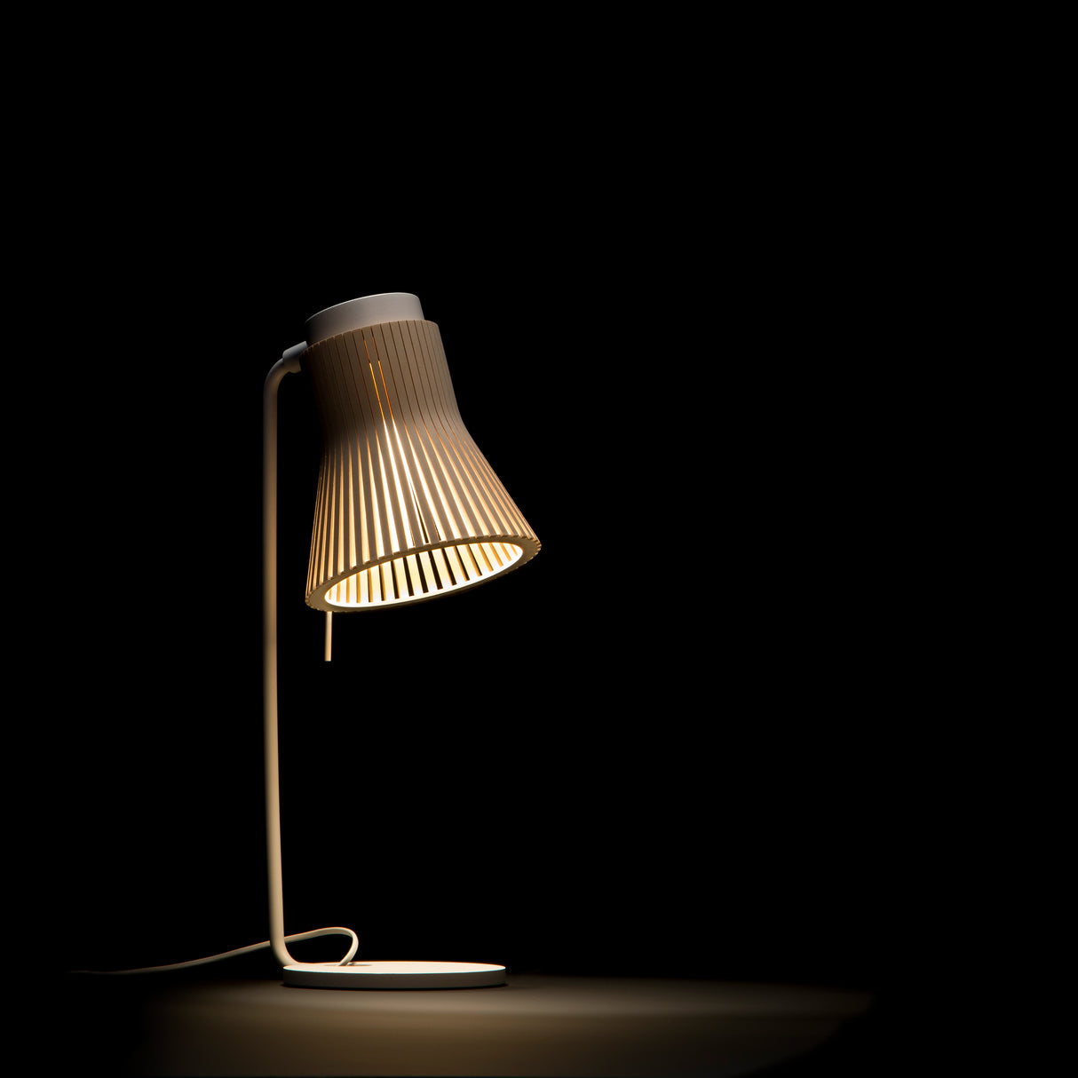 Secto Petite 4620 Table Lamp