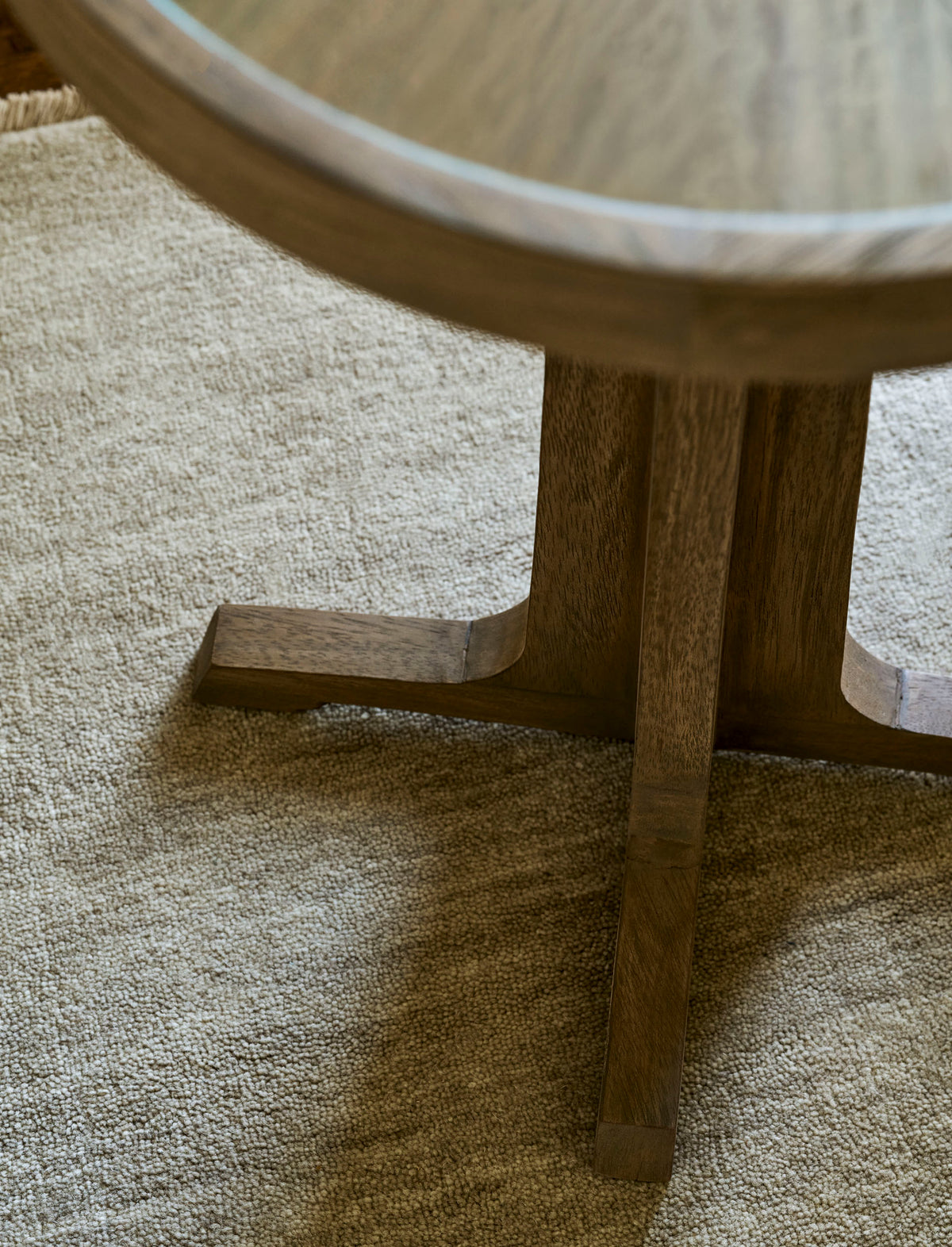 Garden Trading Westbury Round Side Table Bayur Wood
