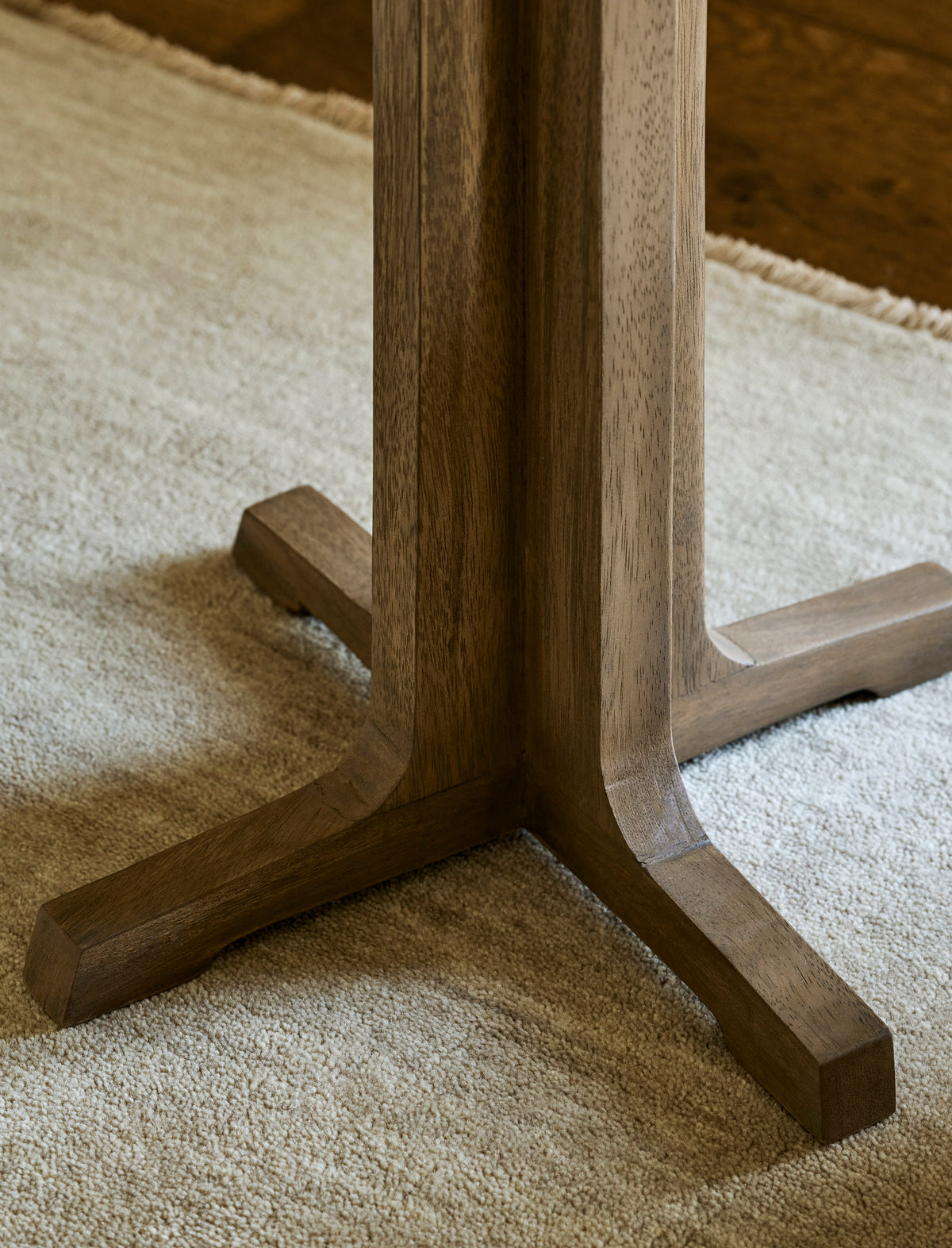 Garden Trading Westbury Round Side Table Bayur Wood