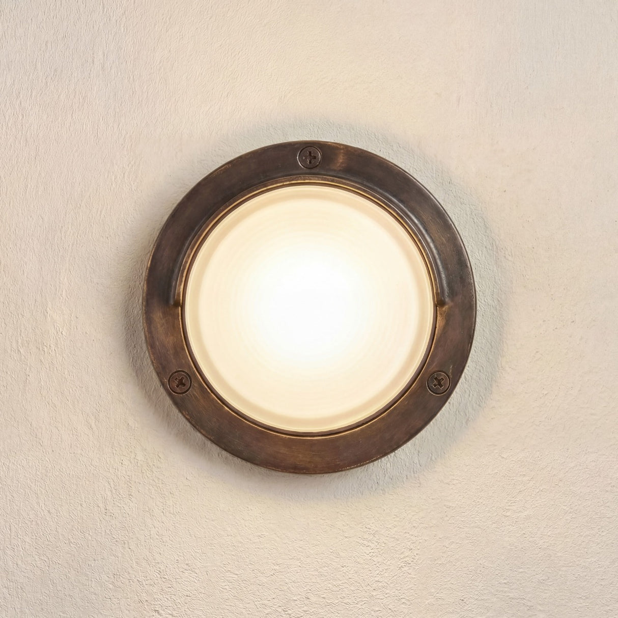 Lampfix Navigator Walkway Eyelid Light