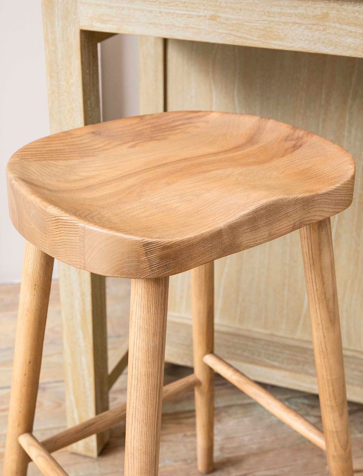 Garden Trading Lilley Bar Stool Ash Wood, Natural