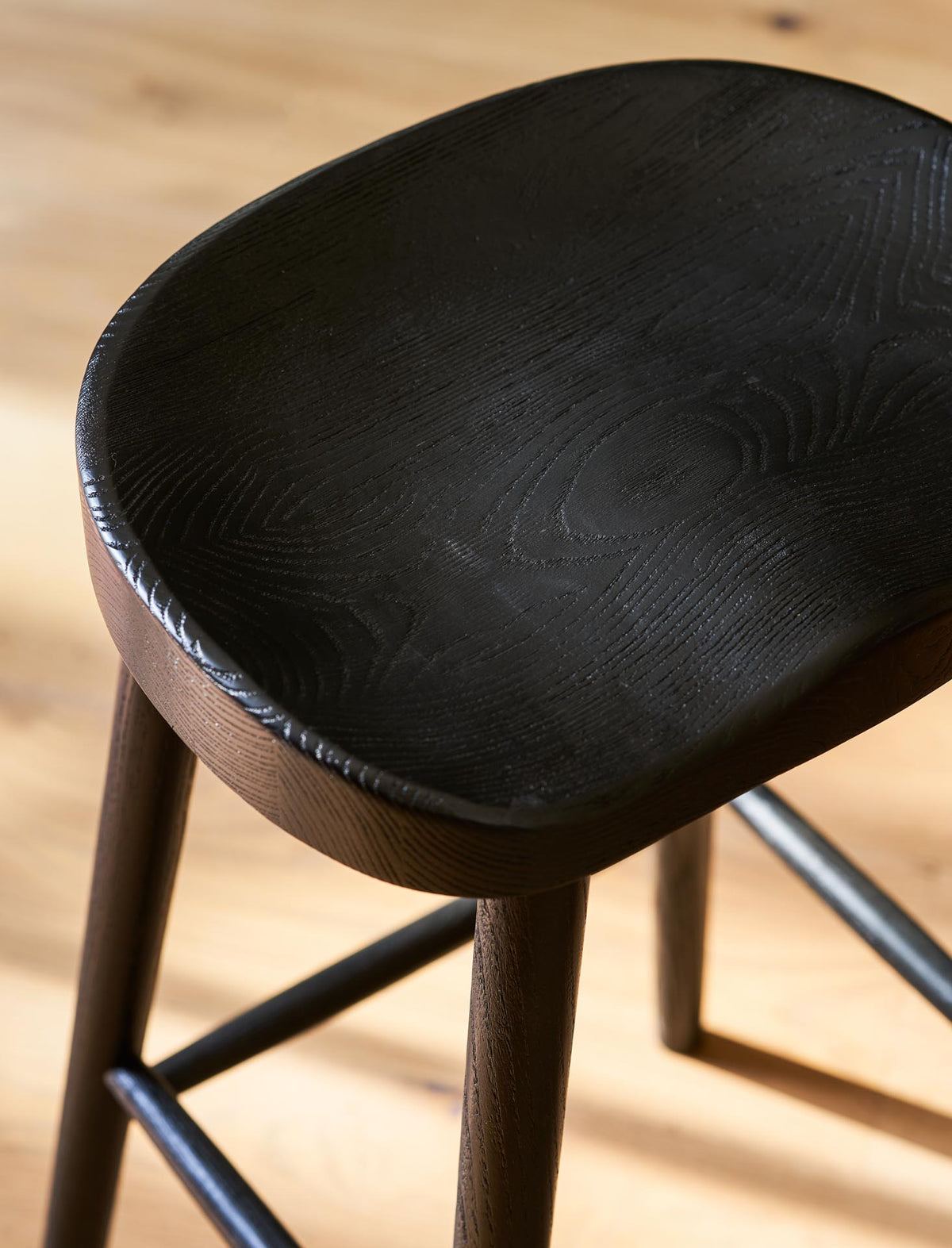 Garden Trading Lilley Bar Stool Elm Wood, Black