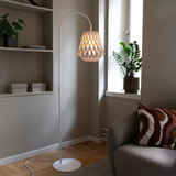 Pilke Signature 28 Arc Floor Lamp White