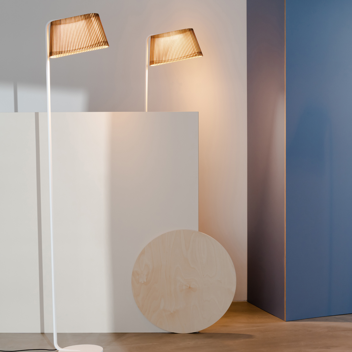 Secto Owalo 7010 Floor Lamp