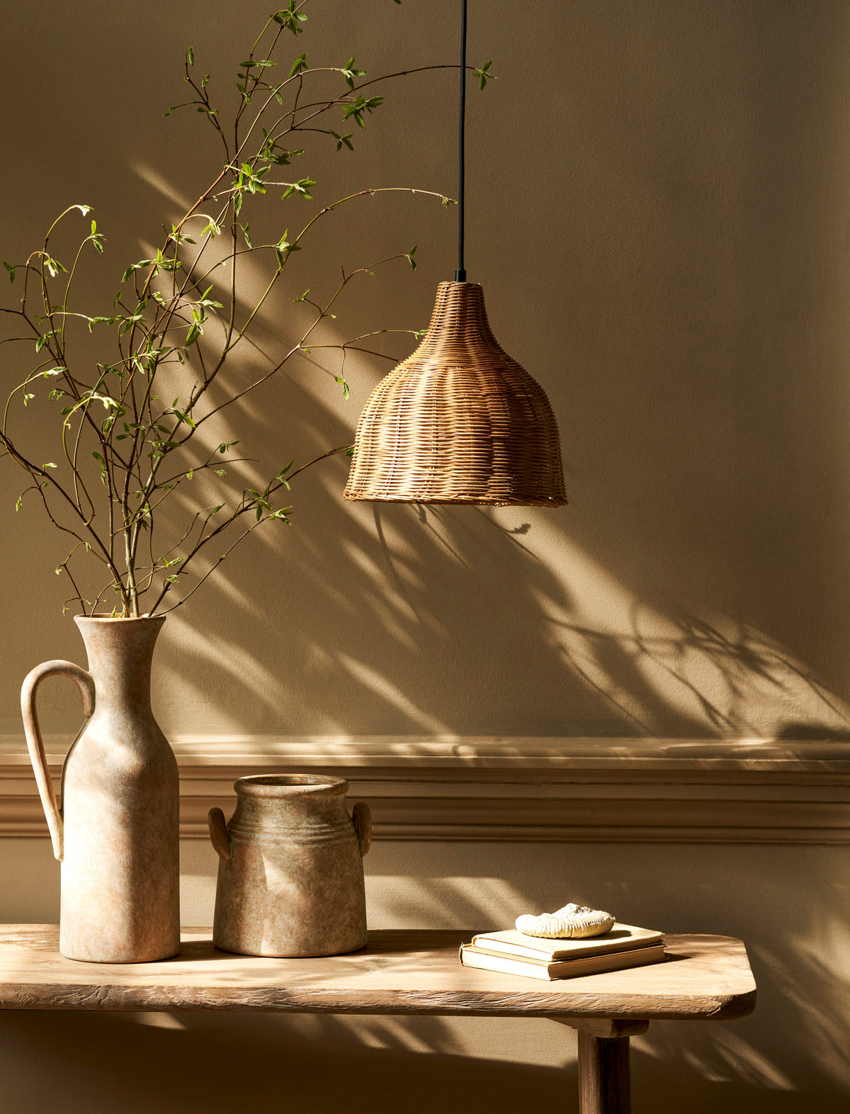 Garden Trading Mouldon Pendant Light Natural Rattan Small