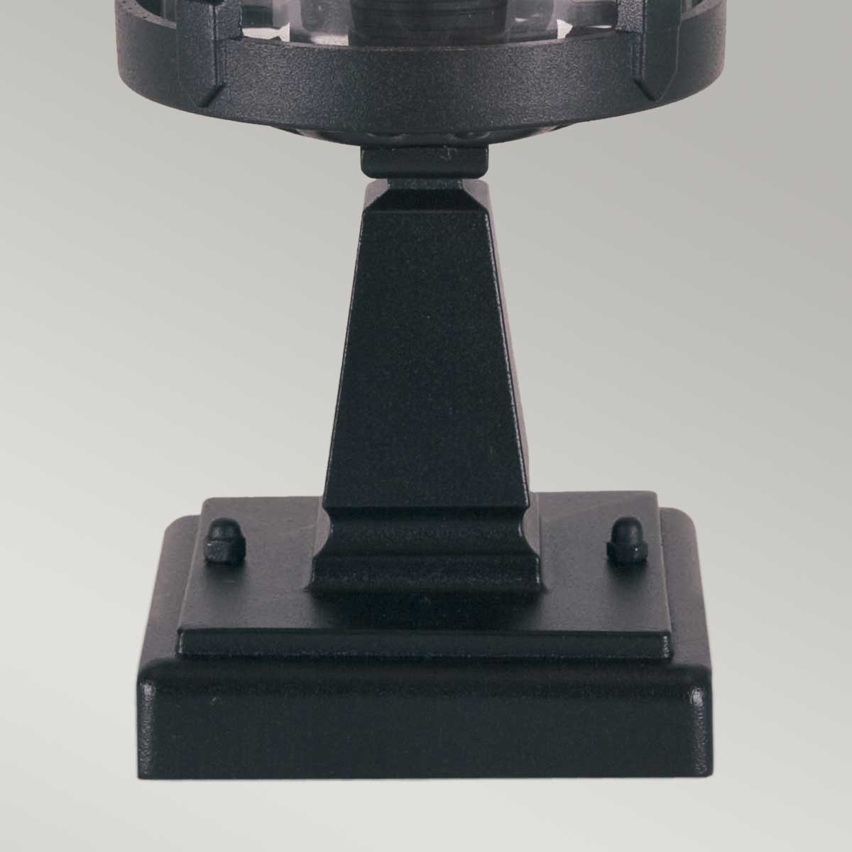 Elstead Hereford 1 Light Pedestal Lantern