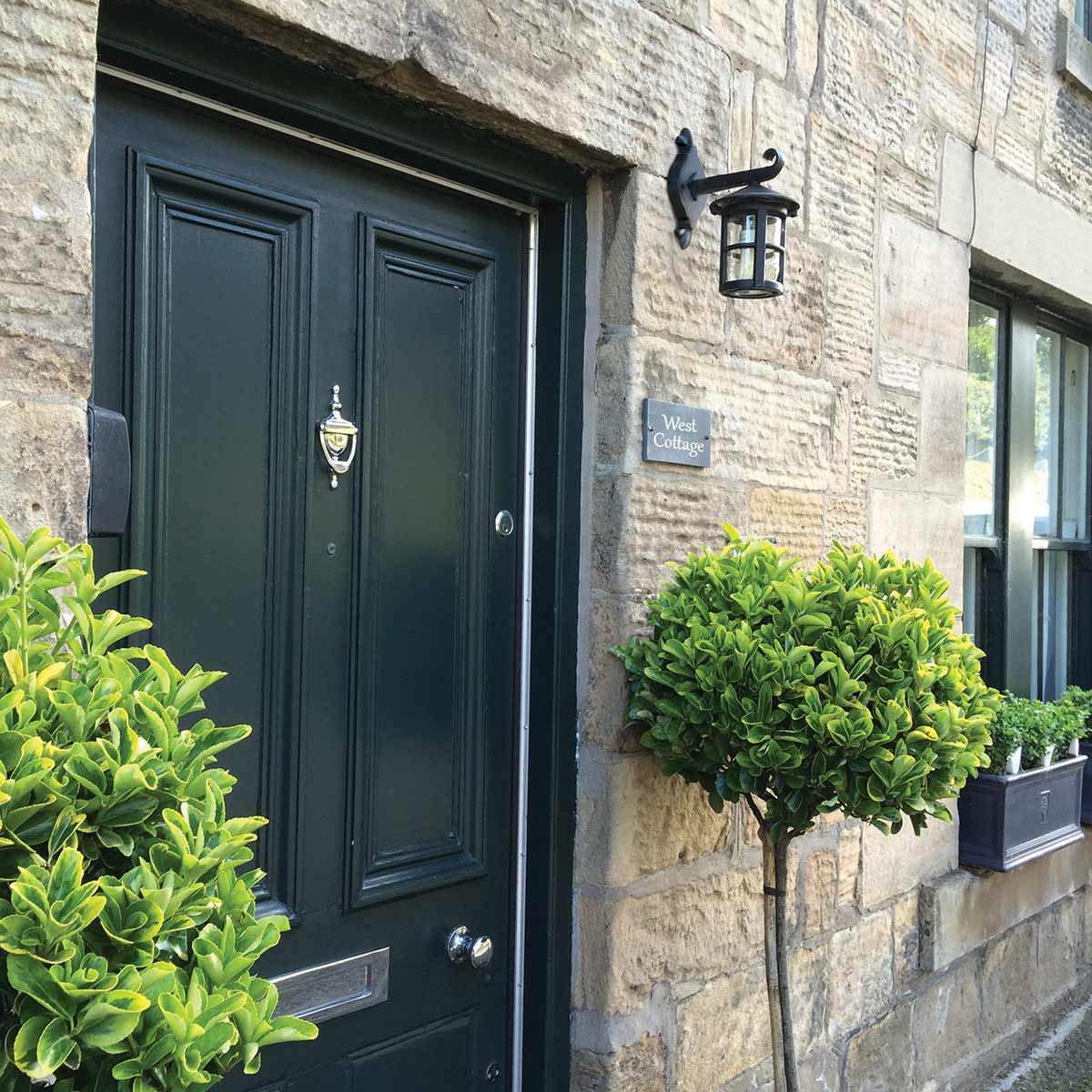 Elstead Hereford 1 Light Wall Down Lantern