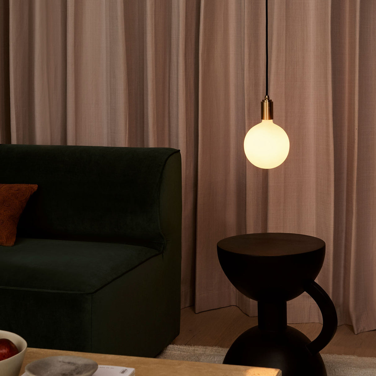 Tala Sphere IV Pendant Set Brass