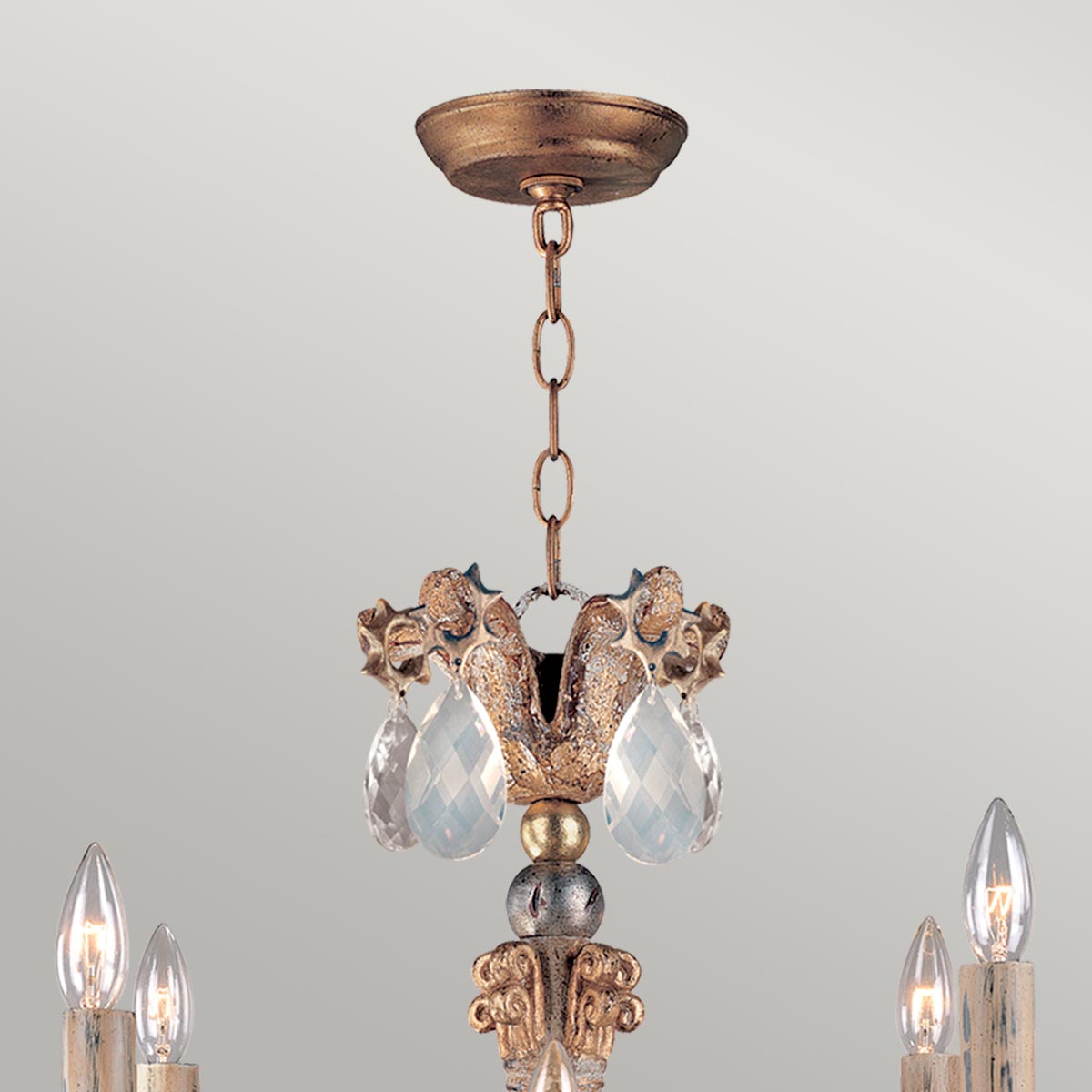 Flambeau Mignon 8 Light Chandelier