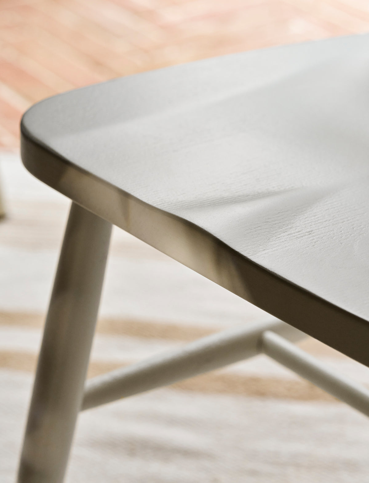 Garden Trading Spindle Back Chair Beech Wood, Lily White, Set of 2