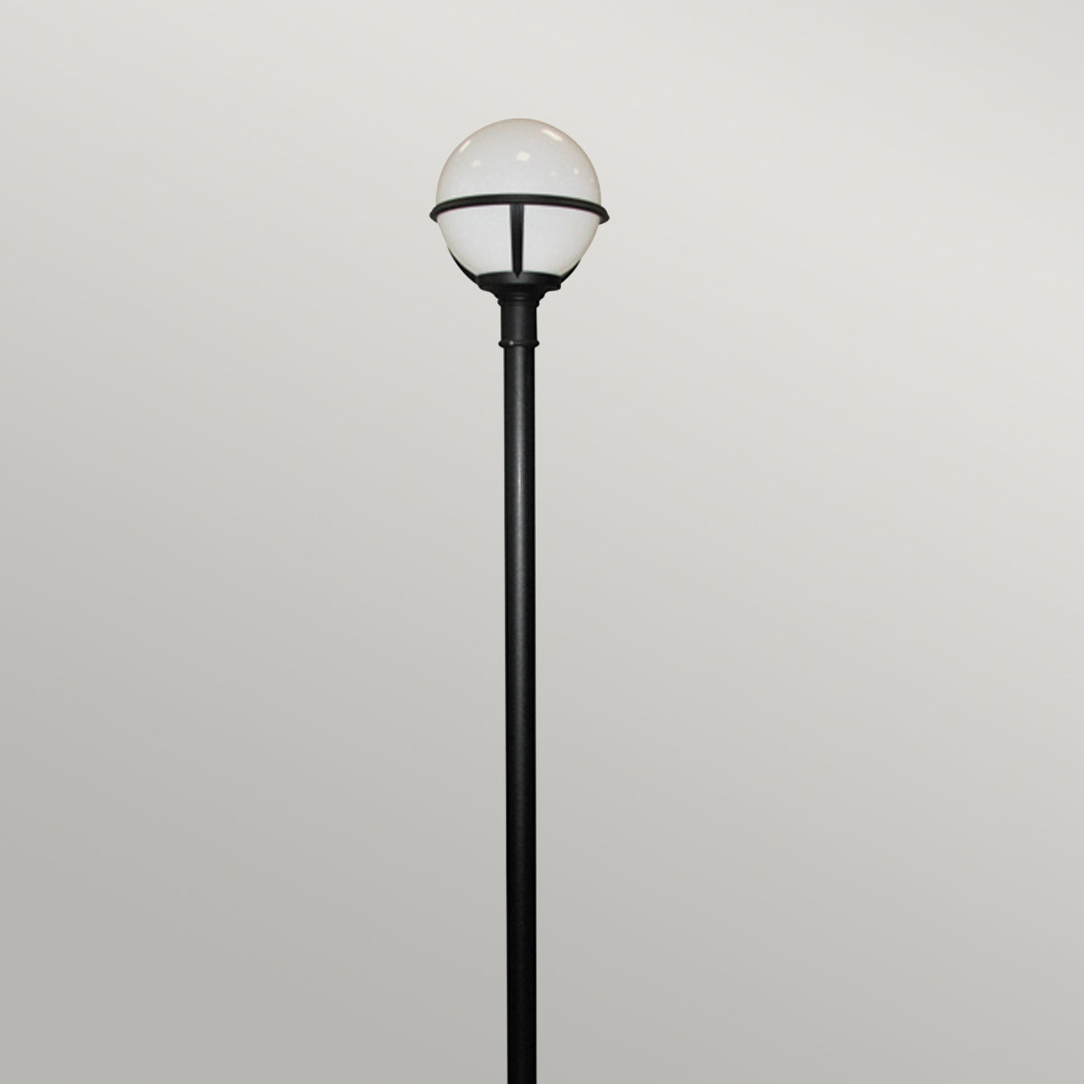 Elstead Glenbeigh 1 Light Lamp Post