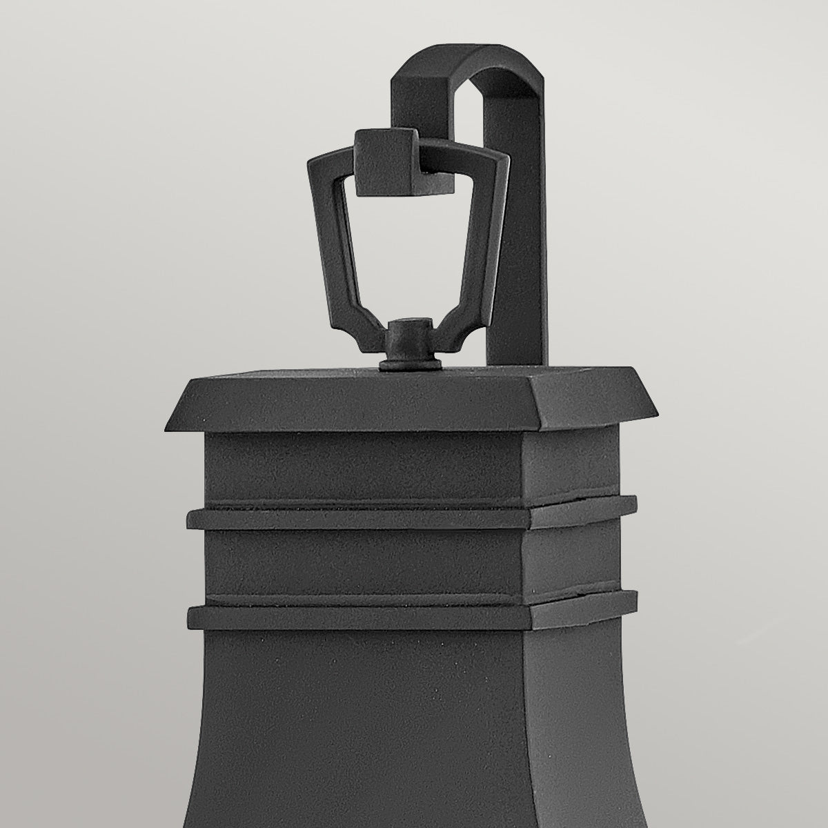 Hinkley Beacon Hill 2lt Medium Wall Lantern