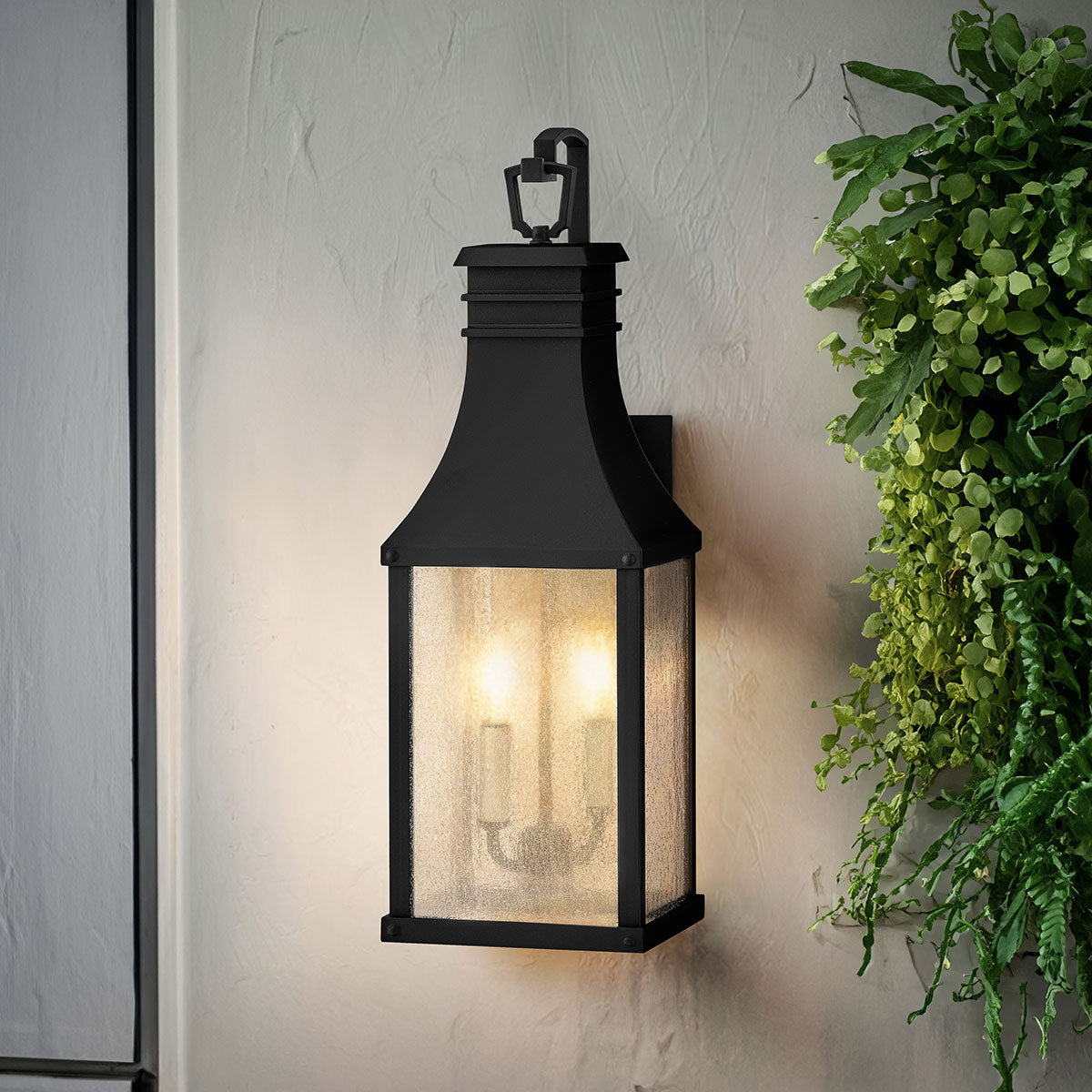 Hinkley Beacon Hill 2lt Medium Wall Lantern