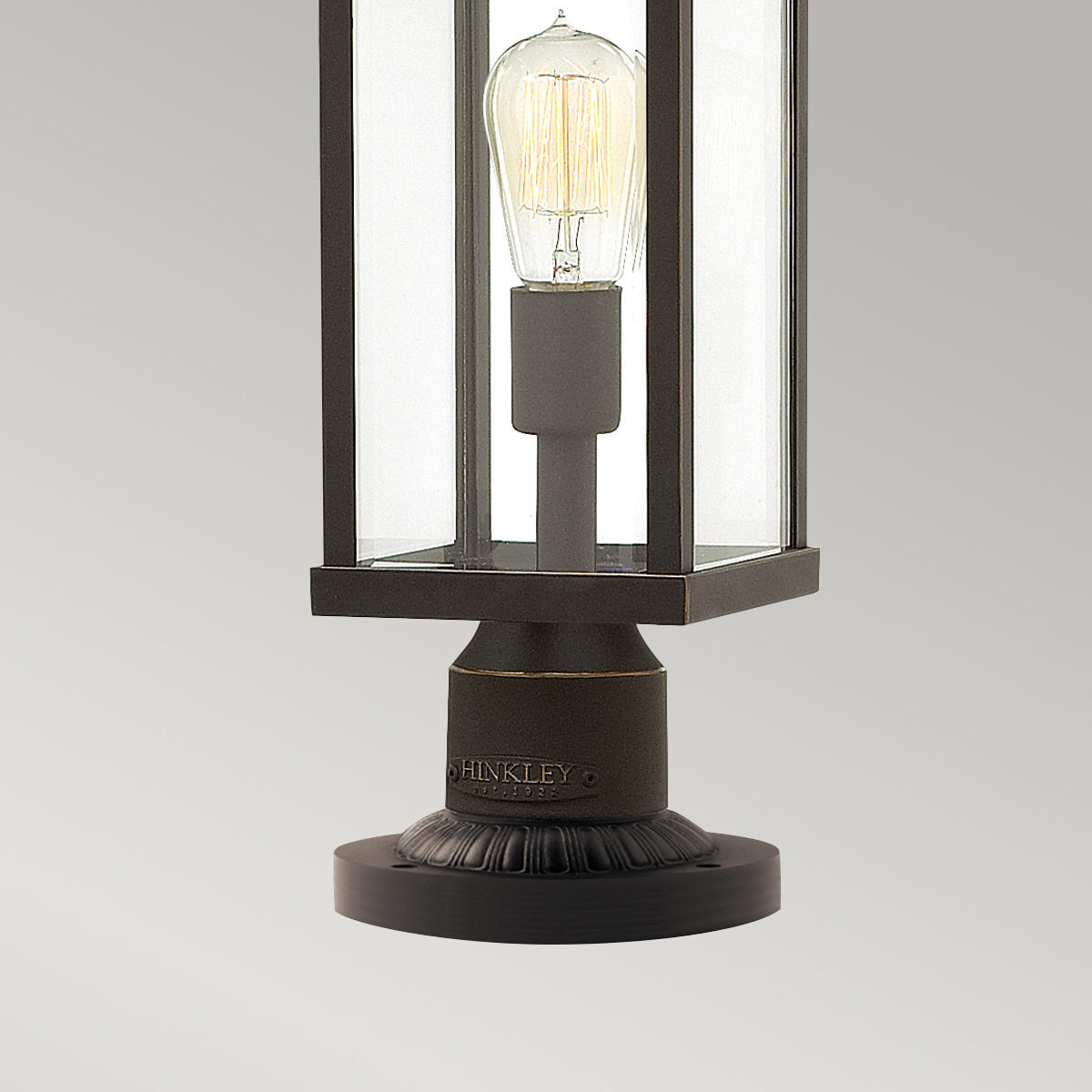 Hinkley Manhattan 1 Light Pedestal