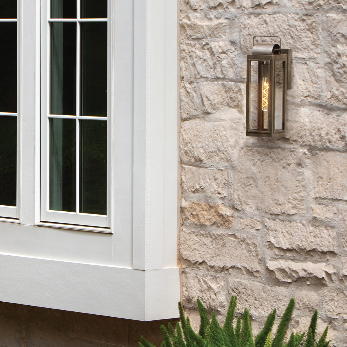 Hinkley Sag Harbor 1 Light Small Wall Lantern Bronze