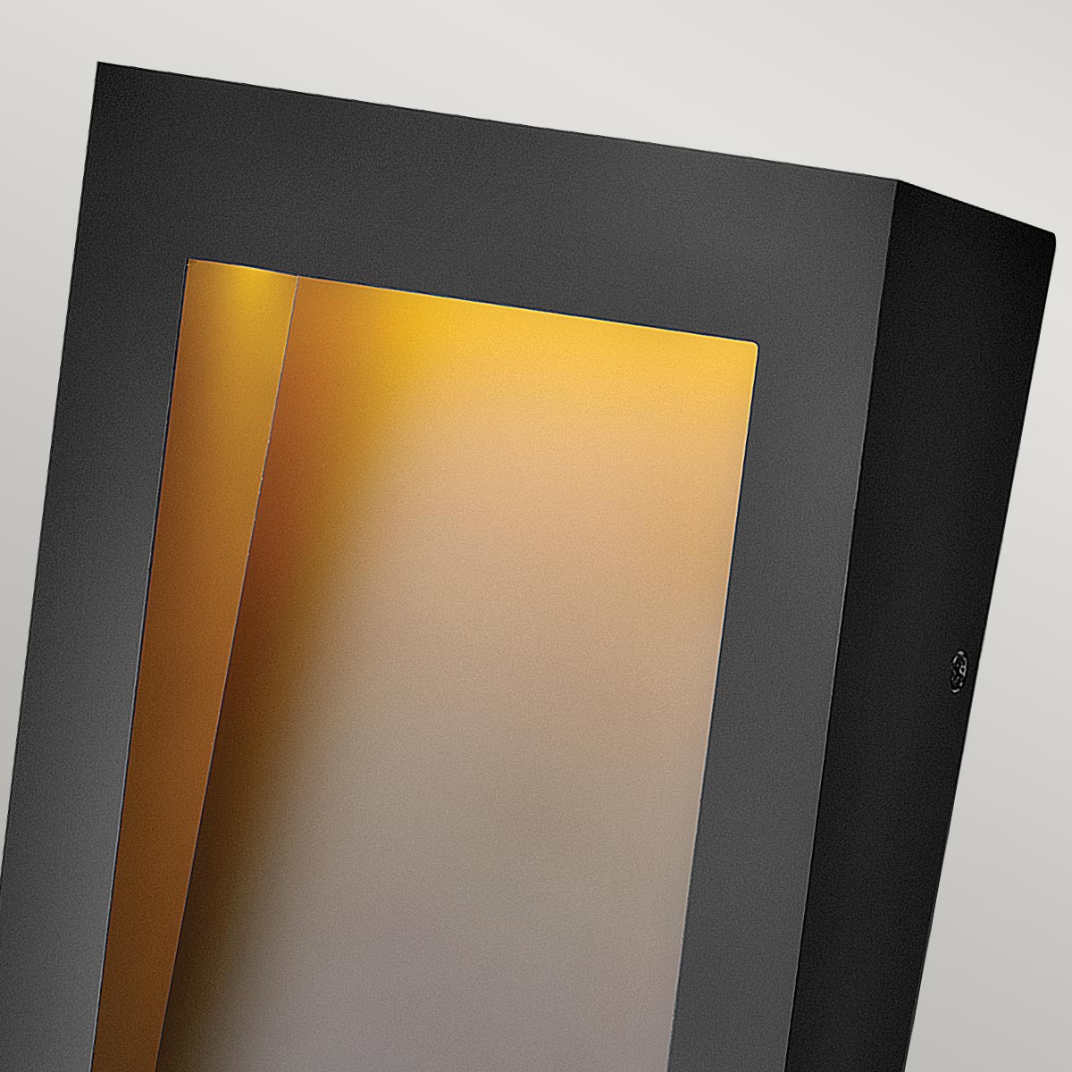 Hinkley Taper LED Wall Lantern Medium