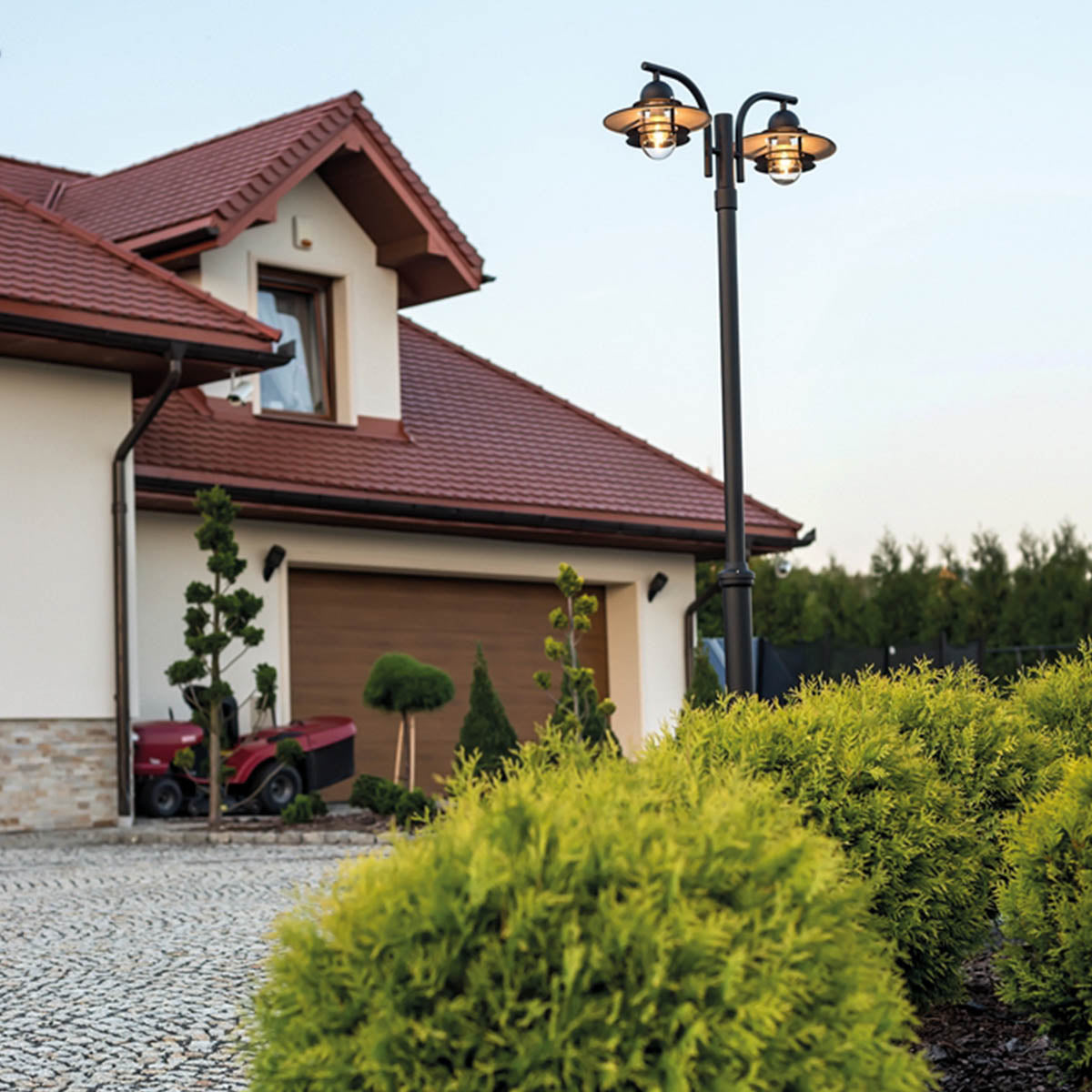 Norlys Oslo 2 Light Lamp Post - Black