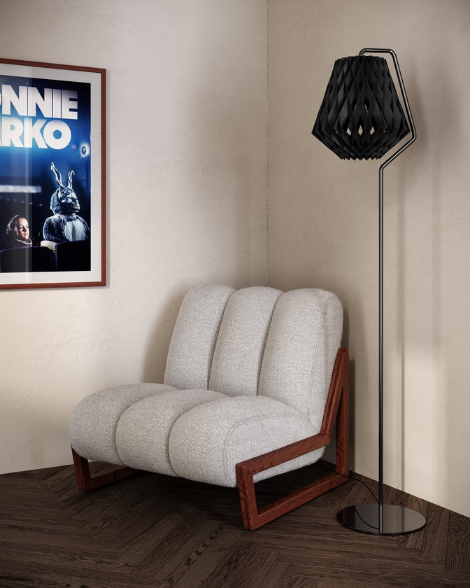 Pilke Signature 28 Floor Lamp Black