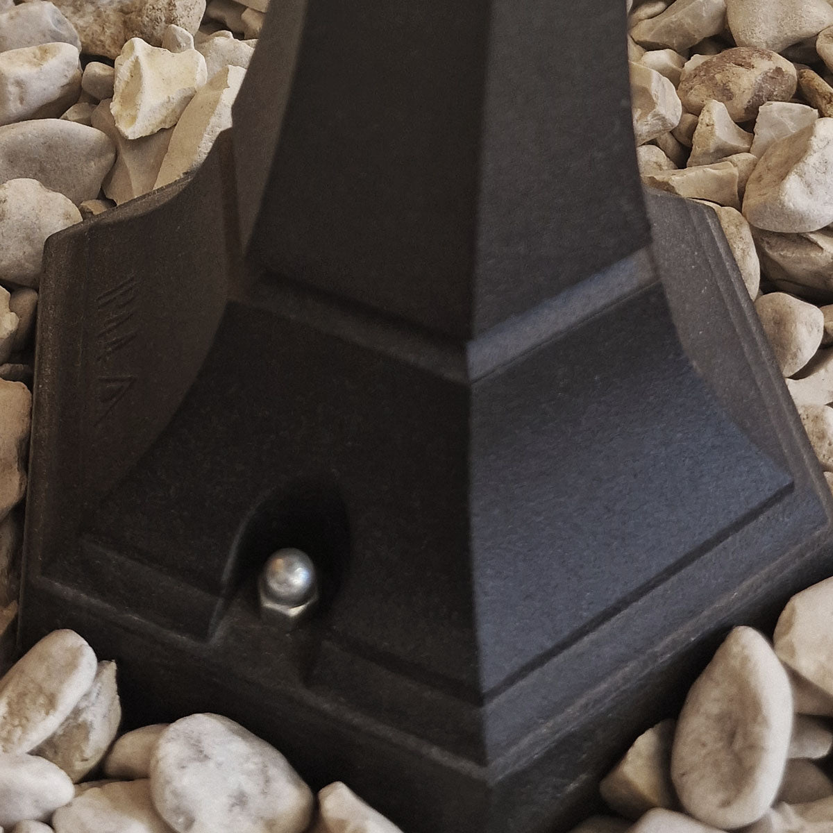 Elstead Parish 1 Light Pedestal Lantern