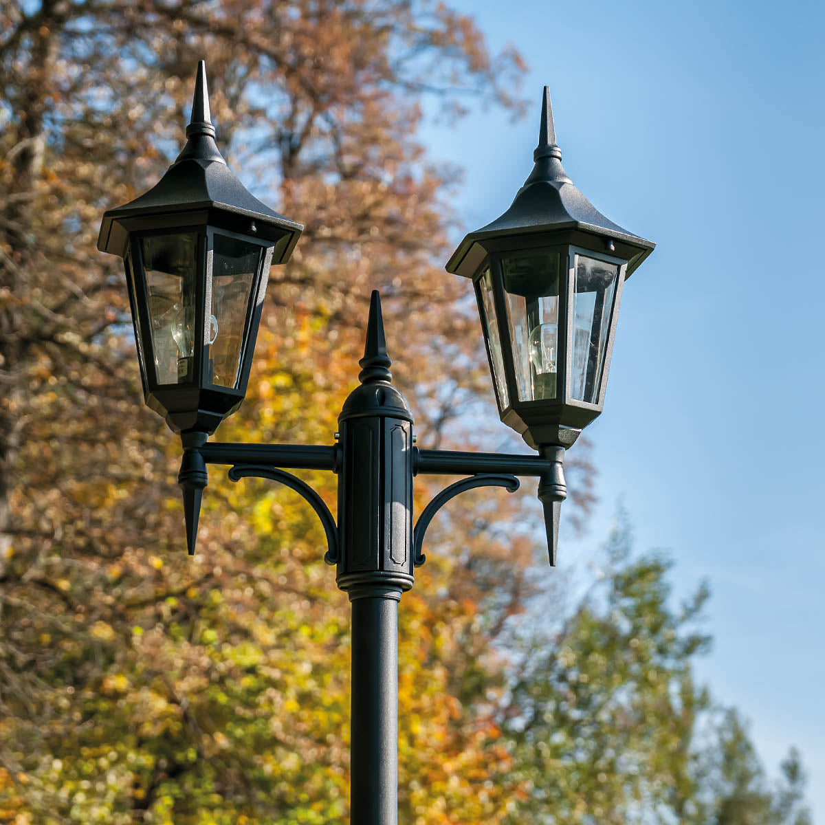 Norlys Valencia 2 Light Twin Head Lamp Post