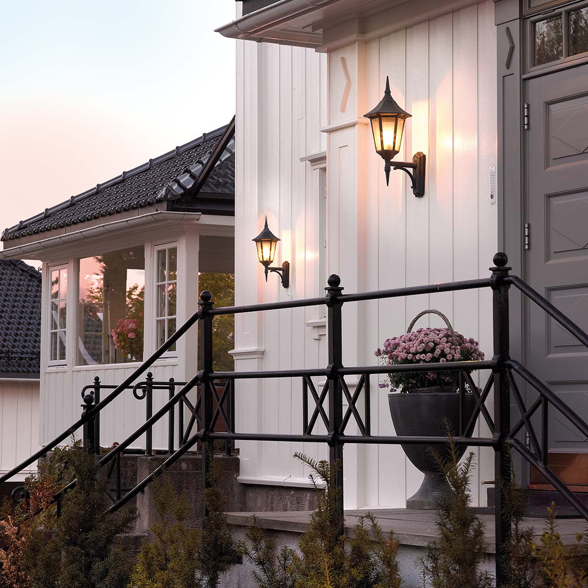 Norlys Valencia Grande 1 Light Up Lantern