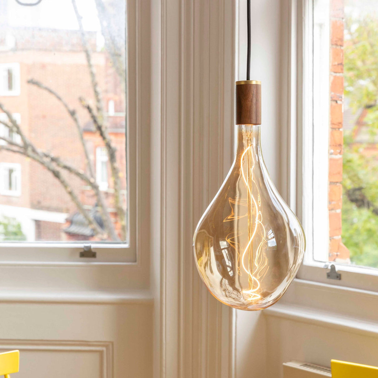 Tala Voronoi III Pendant Set Walnut
